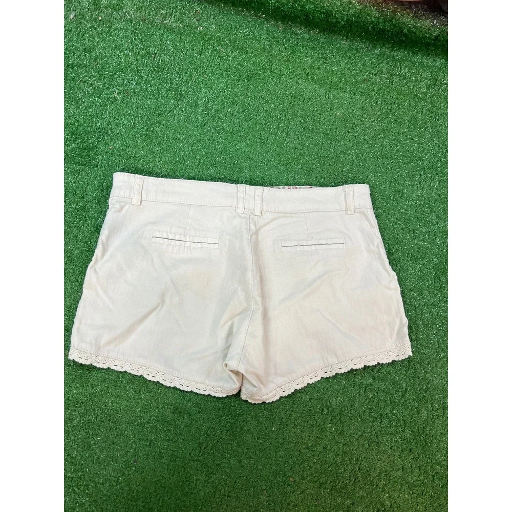 Ambiance Women's Floral Print Trim‎ Casual Summer Shorts size Small